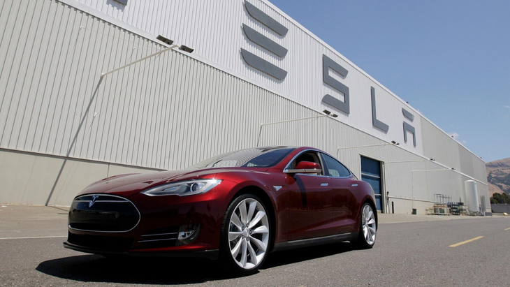 Model S blev introduceret på bilmarkedet af Tesla Motors i 2012. Foto: AP/Paul Sakuma