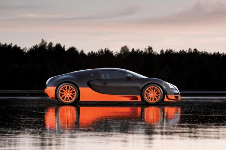 Sportsvognen Veyron er designet og udviklet i Tyskland af Volkswagen og produceret i Molsheim i Frankrig af datterselskabet Bugatti Automobiles SAS. Foto: PR