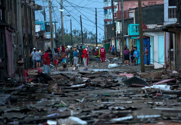 Orkanen medførte store ødelæggelser i byen Baracoa på Cuba. (Foto: AP)