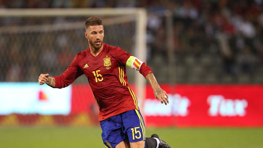Sergio Ramos giver ingen tid til kritikerne, der kritiserede ham efter Spaniens kamp mod Italien i går. Han skal nok modbevise dem på et tidspunkt. Foto: All Over Press