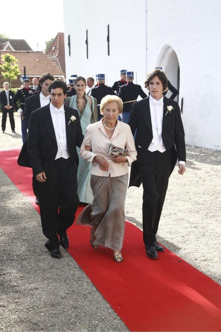 Her ses prinsesse Maries farmor til brylluppet mellem Joachim og Marie i 2008. Foto: All Over Press