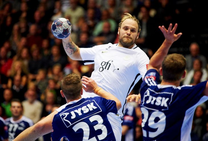Henrik Møllgaard nettede tre gange, da PSG Handball satte turbo på kontra-ekspressen og slog BSV 36-30 i Boxen i Herning. Foto: Claus Bonnerup
