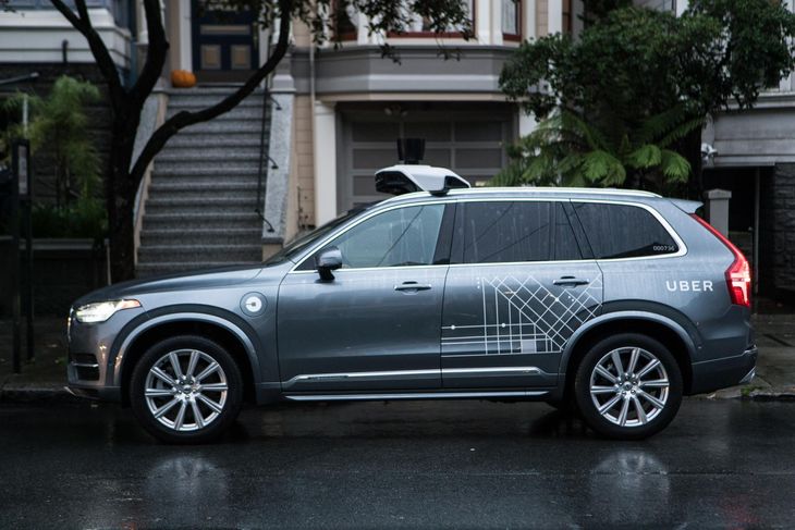 Volvo har leveret bilerne, og Uber har stået for den selvkørende teknologi. Foto: PR