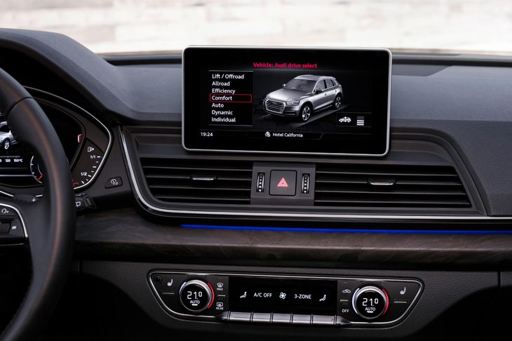 Fuld digital instrumentering med 12,3’’ skærm er ikke standard. Præcis, hvordan danske modeller ser ud vides endnu ikke, idet bilen først er på gaden i marts næste år. Foto: Audi