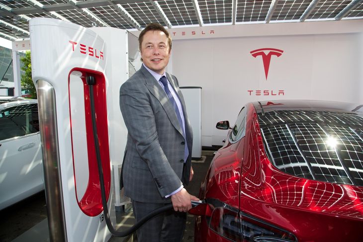 Salget af Teslas super-elbiler gik forrygende i 2014 og 2015. Men så gik omsætningen næsten i stå, viser tal fra Bilstatistik.dk. Foto: David Rawcliffe