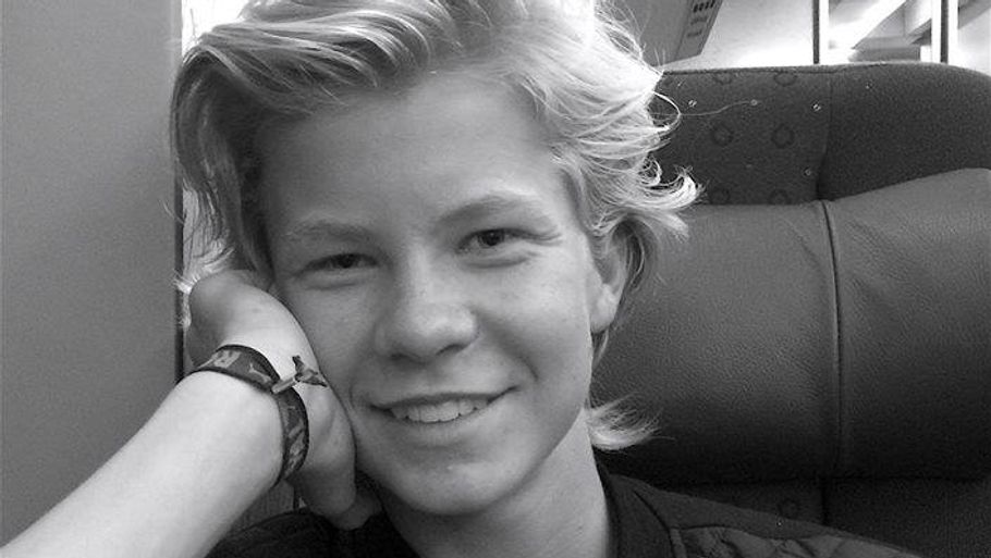 Mathias Baadsgaard-Lund døde som kun 16-årig af smitsom meningitis. Nu opfordrer hans mor, Trine Baadsgaard, alle andre forældre til at vaccinere deres børn mod sygdommen. Privatfoto