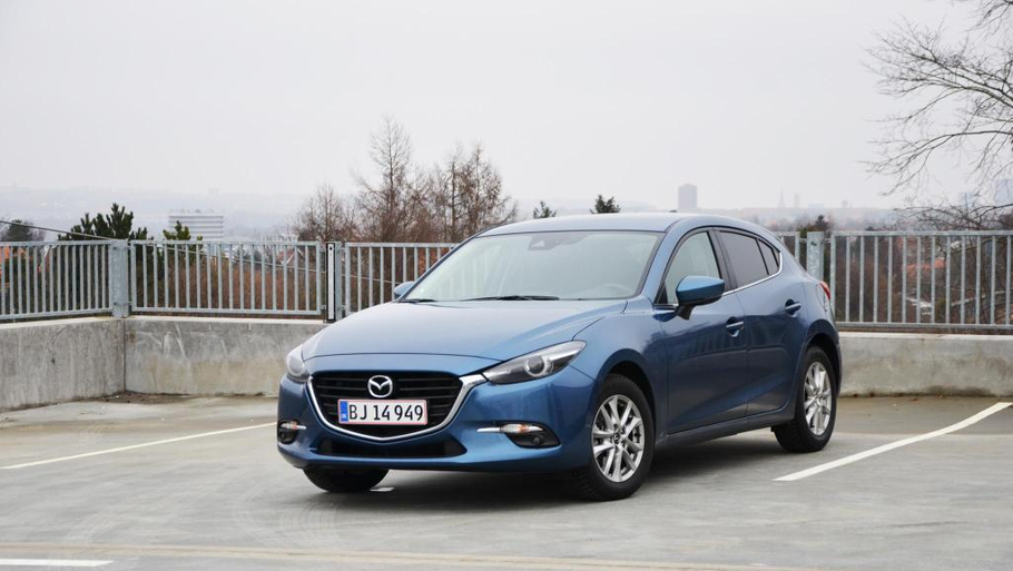 Mazda 3 har fået en let justering af designet. Men det er under huden, at de største ændringer sker. Først og fremmest er den blevet mere støjsvag. Foto: Christian Schacht