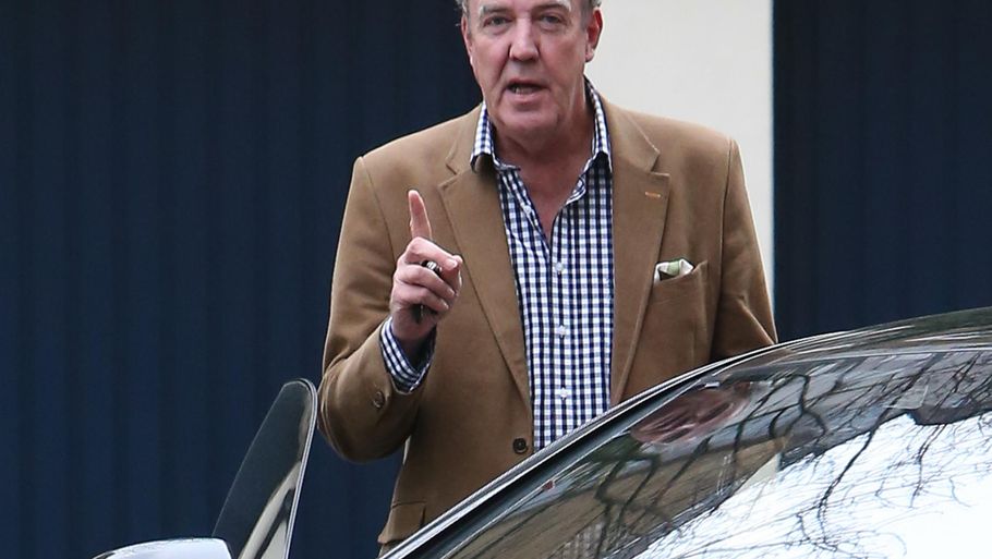 Han er ikke bleg for at få modstandere, Jeremy Clarkson. Denne gang lader han vreden gå ud over en bestemt bilmodel og dens tilhængere. Foto: JRAA/ZDS