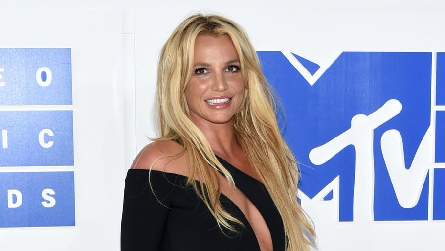 Britney Spears til MTW Music Video Awards i 2016. Foto: AP