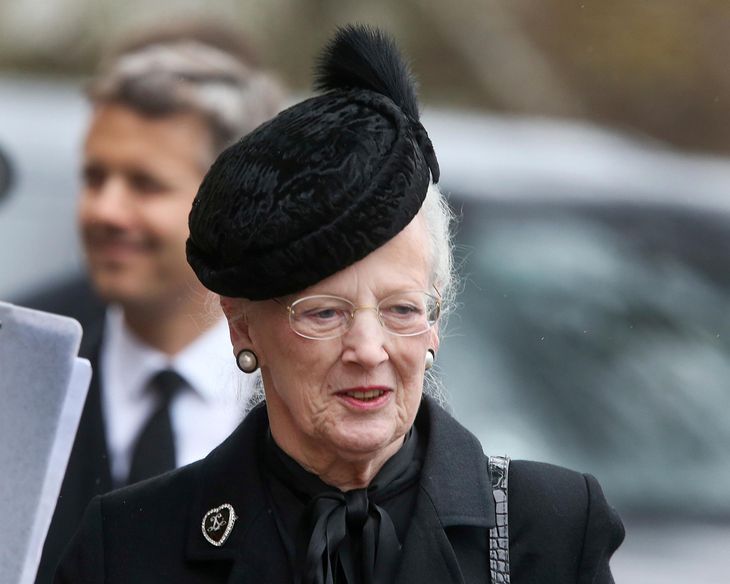 Dronningen til begravelse i Berleburg i går. Foto: AP