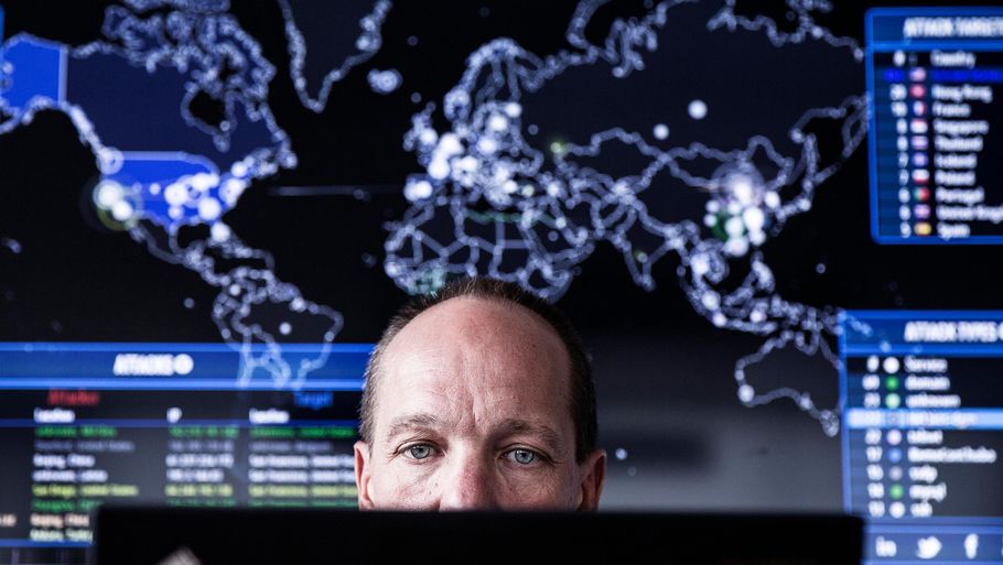 Chefen for Center for Cybersikkerhed, Thomas Lund-Sørensen opfordrer alle til at følge Microsofts anvisninger om at sikre sig mod nye angreb. Foto: Niels Hougaard/Polfoto