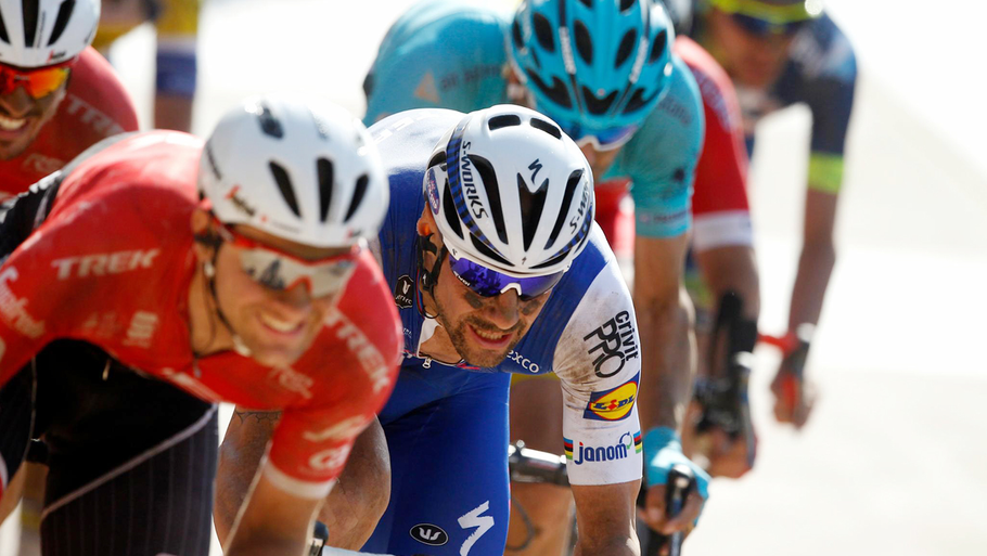 Tom Boonen spildte for mange kræfter for tidligt i karrierens sidste Paris-Roubaix. Foto: AP