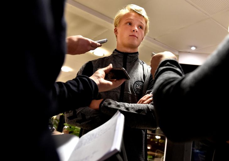 Kasper Dolberg har kontrakt med Scandinavian Soccer til 2018, men allerede nu forsøger andre agenturer at få fingrene i angriberen. Foto: Lars Poulsen/Polfoto