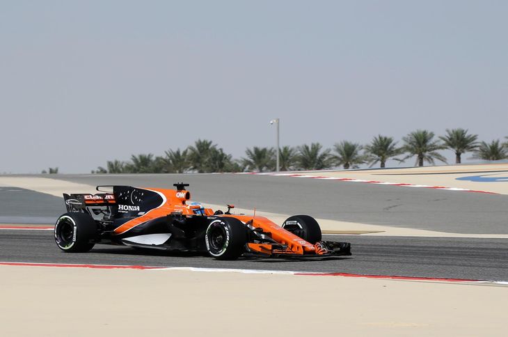 Flot ser McLaren raceren ud, men det halter gevaldigt med farten. Foto: AP