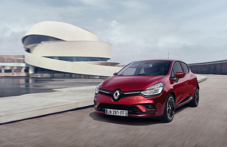 Franske Renault er også kommet med på leasing-vognen og har valgt at satse på veludstyrede versioner af bl.a. Clio. Foto: Renault 