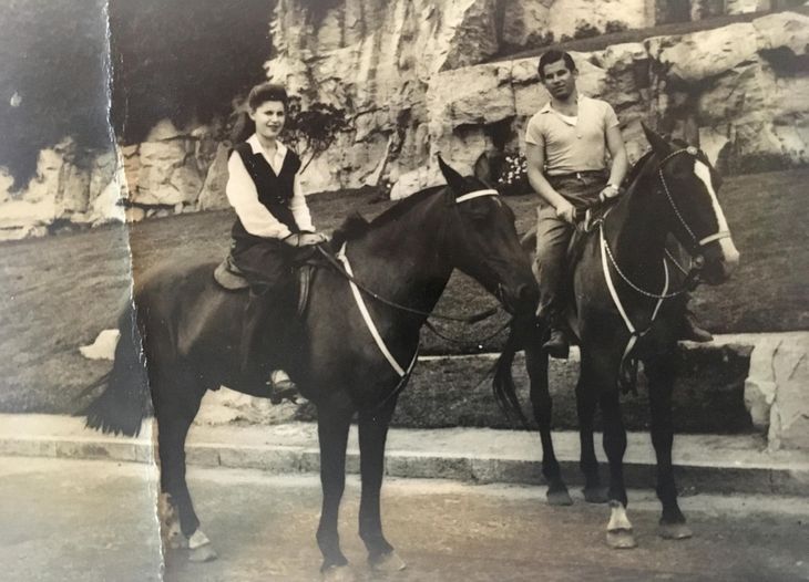 På ridetur i 1940'erne i Argentina. Foto: Leo Vatkin