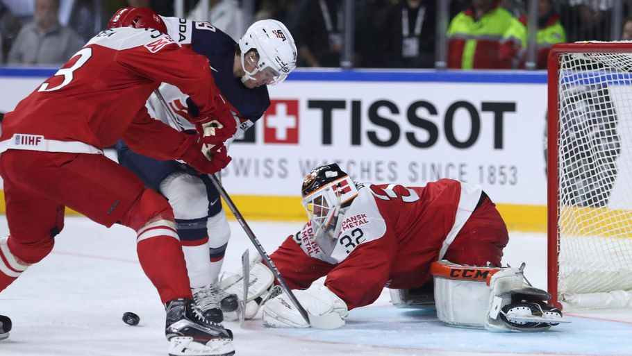 De danske ishockeyspillere har givet sig selv en svær start på dette VM. Men der er stadig muligheder. Det kræver dog noget ekstraordinært at komme til kvartfinalen. Foto: Jan Korsgaard