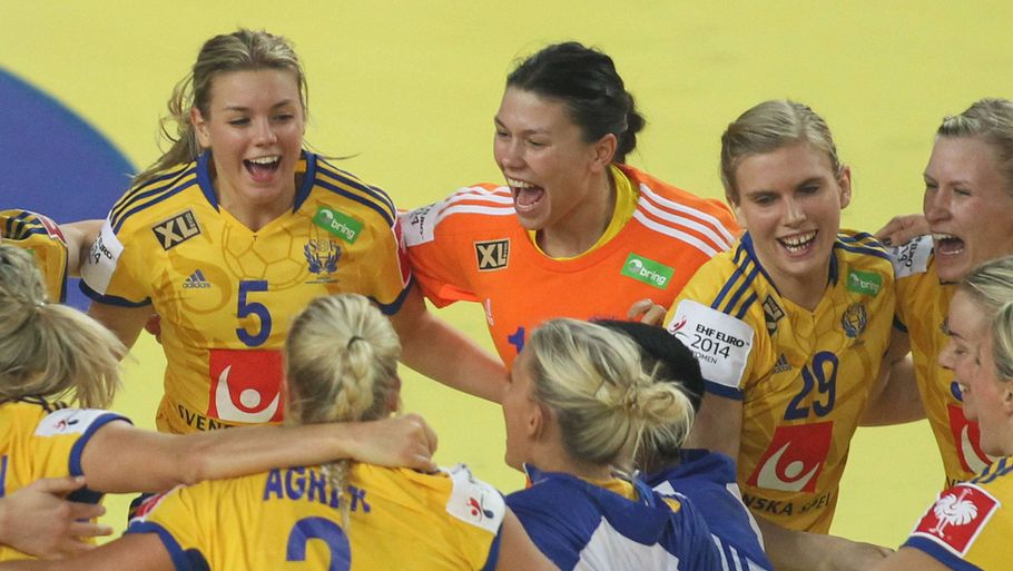 Hanna Fogelström i jubel med landsholdet ved VM i 2014. (Foto: All Over Press)