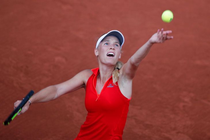 Caroline Wozniacki blev slået ud i kvartfinalen til letten Jelena Ostapenko. Foto: AP