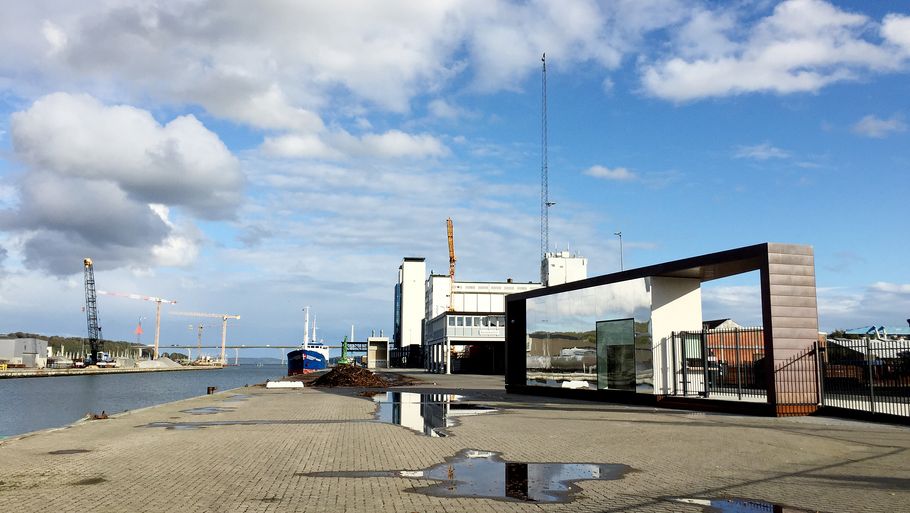 Det 5,4 millioner kroner dyre portnerhus på havnen i Vejle udlejes nu for 3500 kroner.  Foto: Torben Juhler/Scanpix