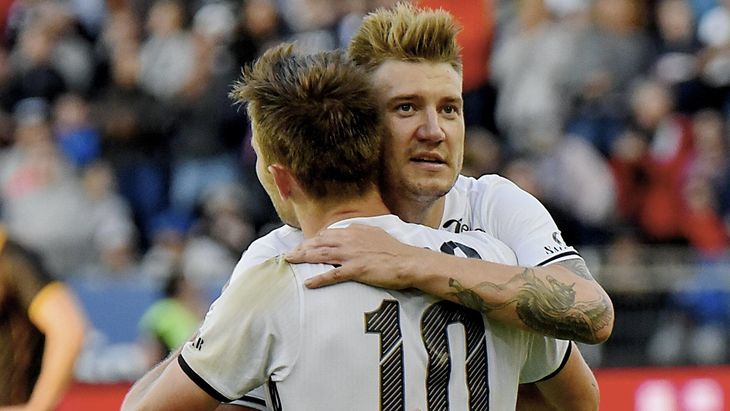 Nicklas Bendtner i Rosenborg-trøjen. Foto: All Over