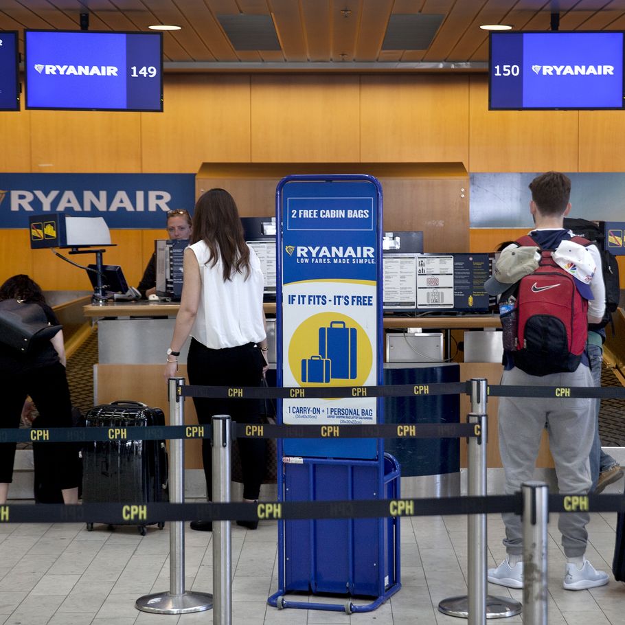 Hotel træt af Hejse Ryanair-chef: Forældre udnytter småbørn for at undgå bagage-gebyr – Ekstra  Bladet