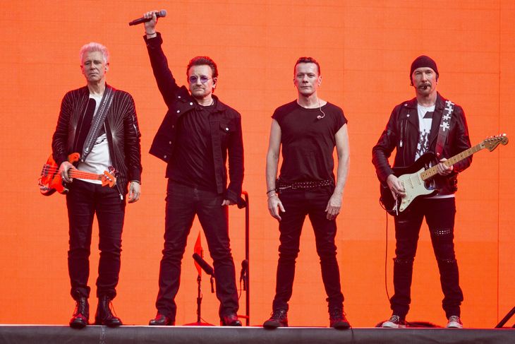 U2 måtte aflyse en koncert, fordi Bono pludselig mistede stemmen. Foto: AP