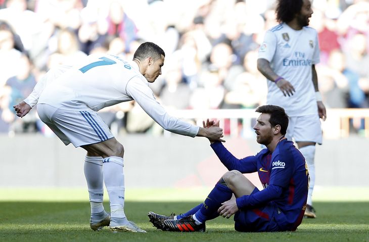 Ronaldo og Messi lillejuleaften - skal de mødes igen i pokalkvartfinalen? Foto: AP