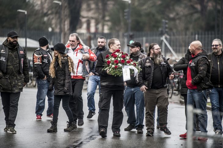 Rockere fra HA, støtteklubber og Bandidos samlet til bisættelse i København. (Foto: Anthon Unger)