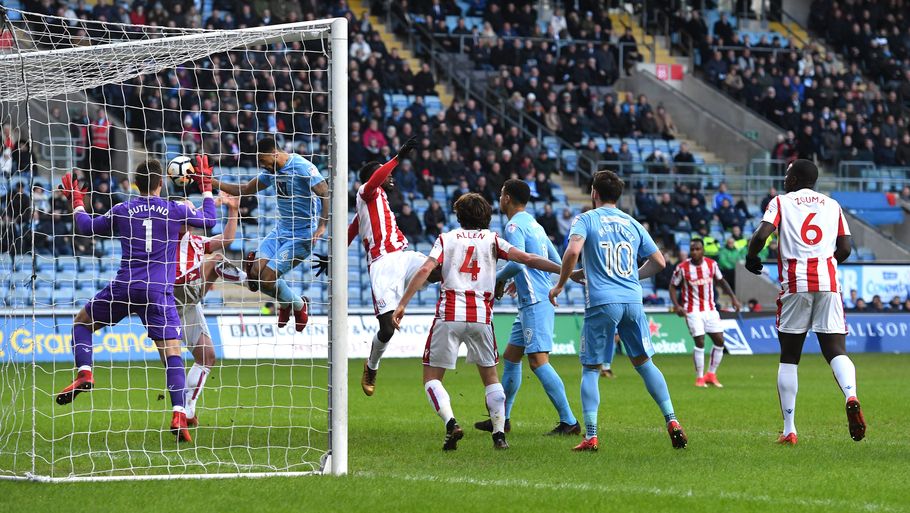 Stoke skuffede fælt og tabte til de store underdogs fra Coventry. Foto: All Over Press