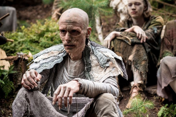Mackenzie Crosk ser her i rollen som druiden Veran. (Foto: HBO Nordic)