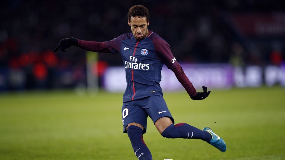 Neymar er en dyr herre, og det kan ende med at give PSG problemer. Foto: AP