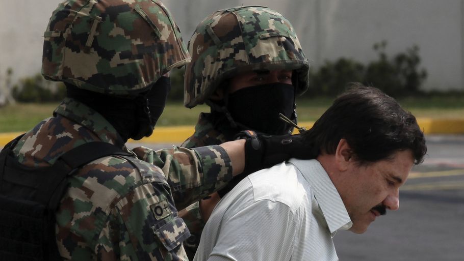 'El Chapo' blev sidste år udleveret fra Mexico til USA, hvor retssagen mod ham indledes til november. (Foto: Dario Lopez-Mills/AP)