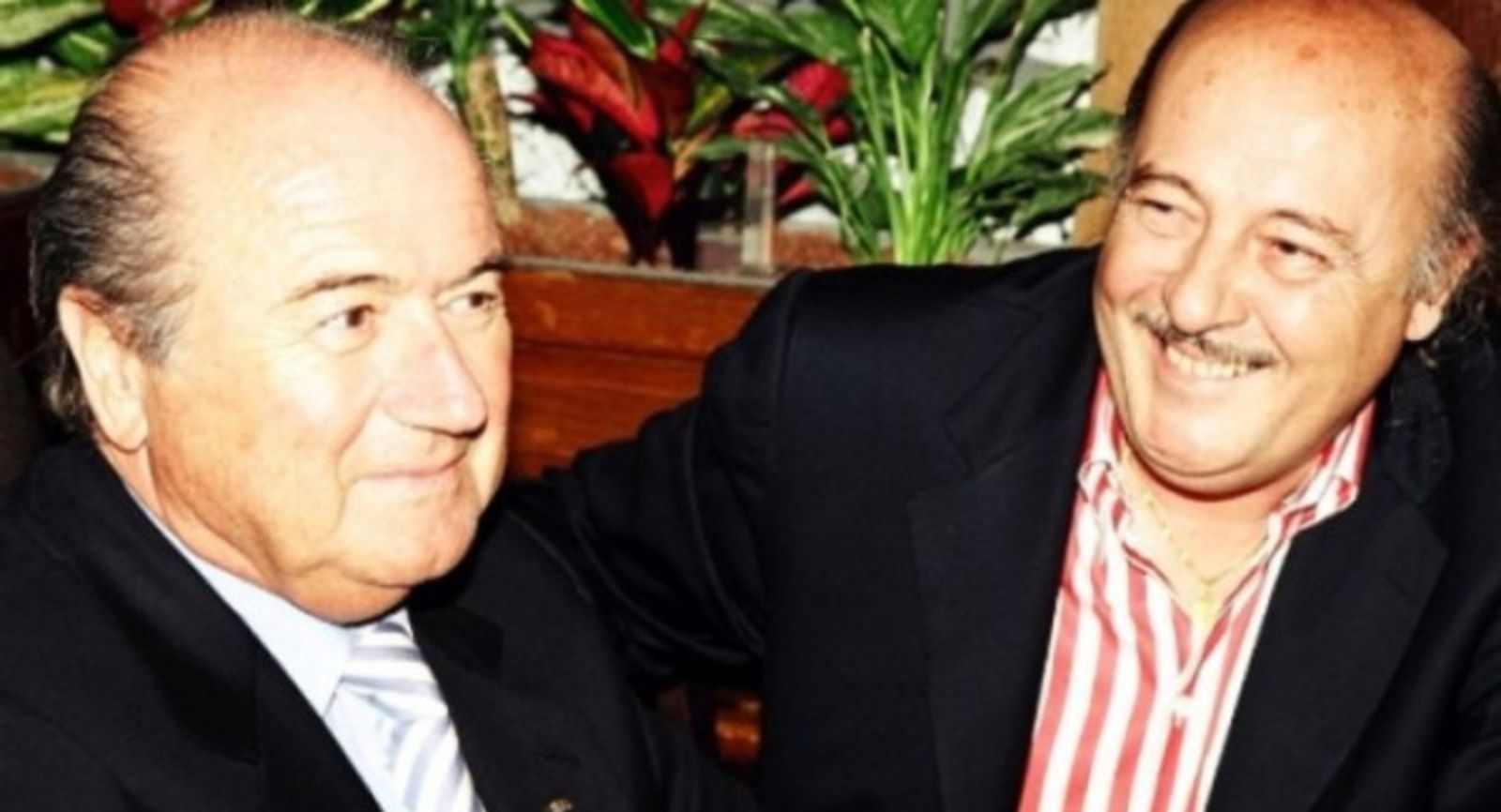 Et ældre billede af Peter Hargitay(th.) og Sepp Blatter. Foto: Privat