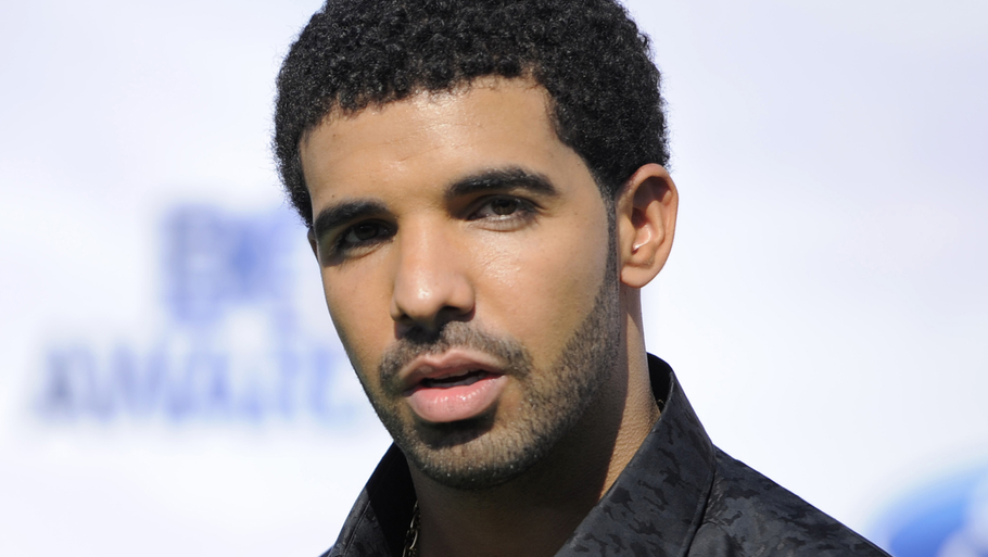 Drake er blevet far til en søn, som han kun har set en enkelt gang. Foto: AP