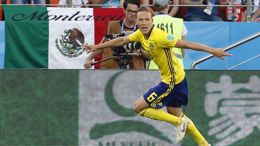 Ludwig Augustinsson forlænger med Werder. Foto: AP
