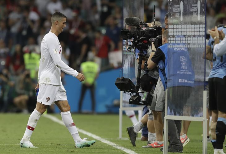 Ronaldo er ude af VM
