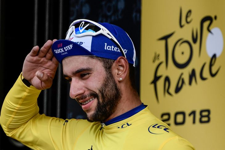 Fernando Gaviria har fået en nation af cykel-gale colombianere i ekstase med sin sejr og gule trøje. Foto: AFP/Philippe Lopez/Ritzau Scanpix