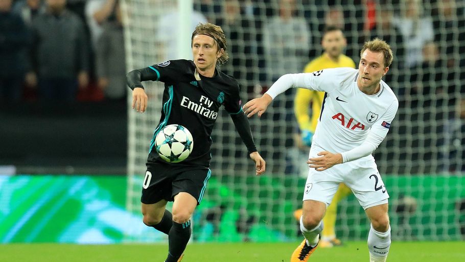 Christian Eriksen jagter Luka Modric i Champions League sidste år. Nu kan han måske afløse kroaten i Real Madrid. Foto: All Over Press
