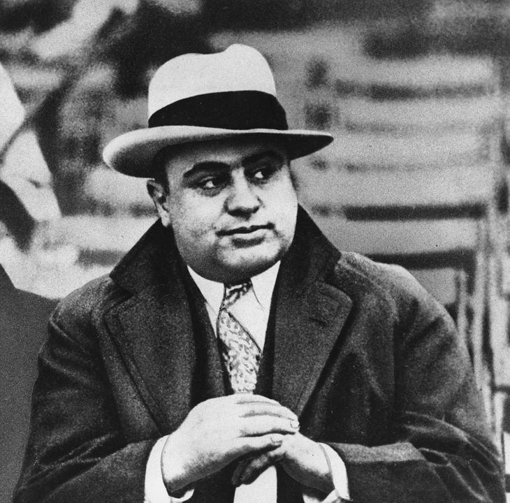 Gangsteren Al Capone slap billigt i forhold til Paul Manafort, mener Donald Trump. Foto: AP