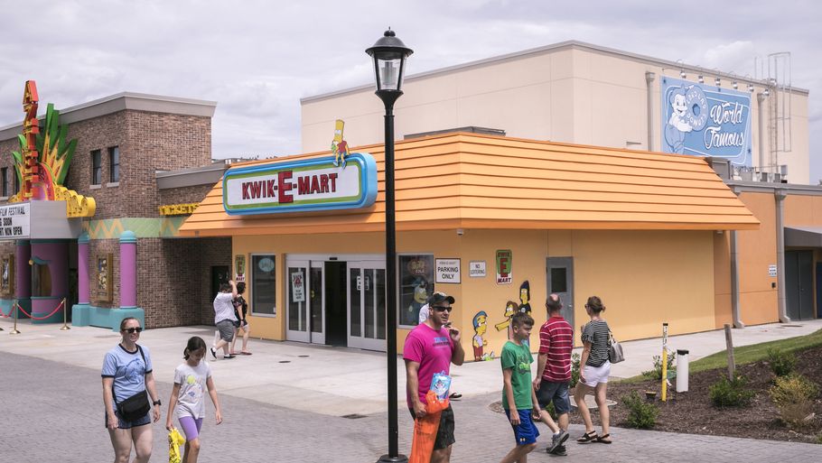 Her ses den nye Kwik-E-Mart, som ligner supermarkedet fra The Simpsons til punkt og prikke. Foto: Jason Lee/AP