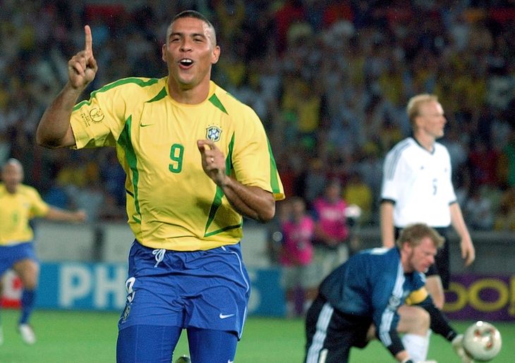 Sådan så Ronaldo ud i 2002, hvor han blev topscorer og verdensmester. Foto: AP
