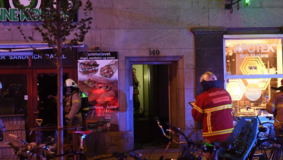 Lørdag aften er der udbrudt brand i restauranten 'Det Sunde Køkken' på Nørrebrogade. Foto. Kenneth Meyer