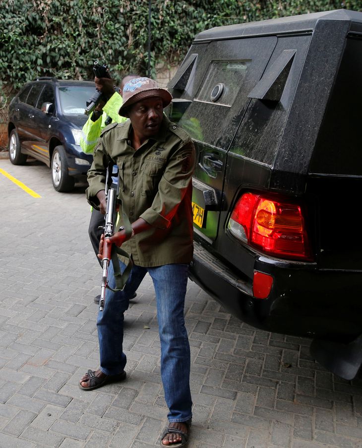 Sikkerhedspersonale er til stede ved hotellet. Foto: Thomas Mukoya/Reuters/Ritzau Scanpix