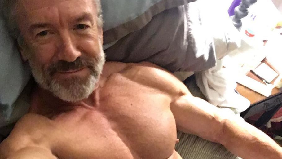 Clayton Paterson har aldrig følt sig mere tilpas i sin krop som nu, hvor han som 60-årig er blevet muskuløs. Foto: MDWfeatures / Clayton Paterson