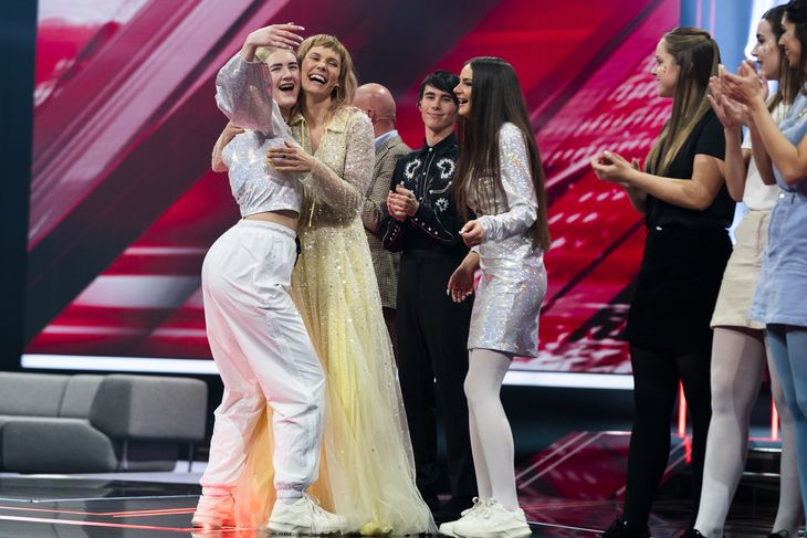 Chok Maria Og Bea Udgår Af X Factor Ekstra Bladet