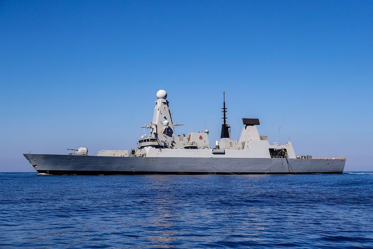 HMS DUNCAN bliver betegnet som rygraden i den britiske flåde. FOTO: LPhot Paul Hall/Royal Navy /Nato