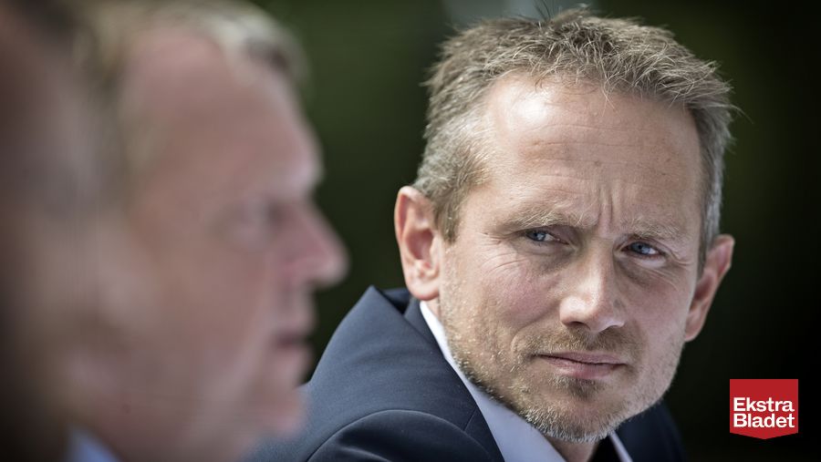 Her Langer Løkke Ud Efter Kristian Jensen I Tv Interview Ekstra Bladet 