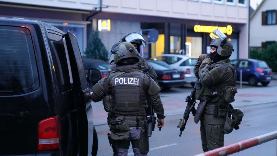 Politi til stede i Plochingen. Foto: Ritzau Scanpix