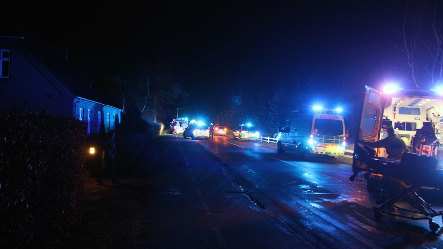 Billede fra alvorlig trafikulykke ved Asnæs i februar 2020, hvor en 28-årig kvinde afgik ved døden. En 24-årig mand, der var spirituspåvirket under ulykken, blev senere dømt for trafikdrab.  Foto: Presse-fotos.dk/Ritzau Scanpix